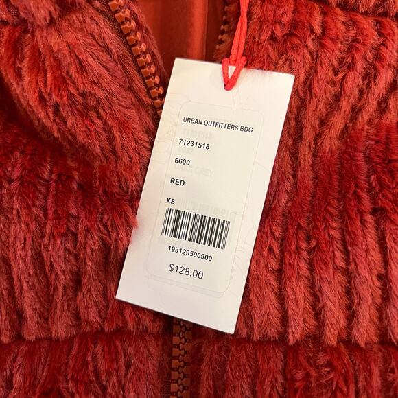 Urban Outfitters BDG NEW Puffer Cropped Jacket Coat Size XS New with Tags - Picture 7 of 15